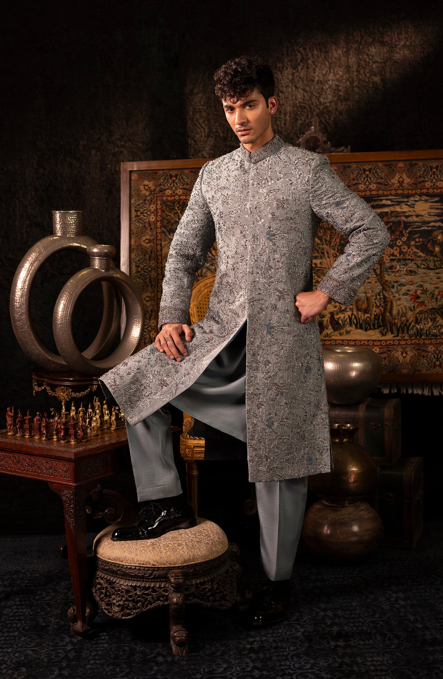 Nawab-e-Zar – Frosted Grey Sherwani