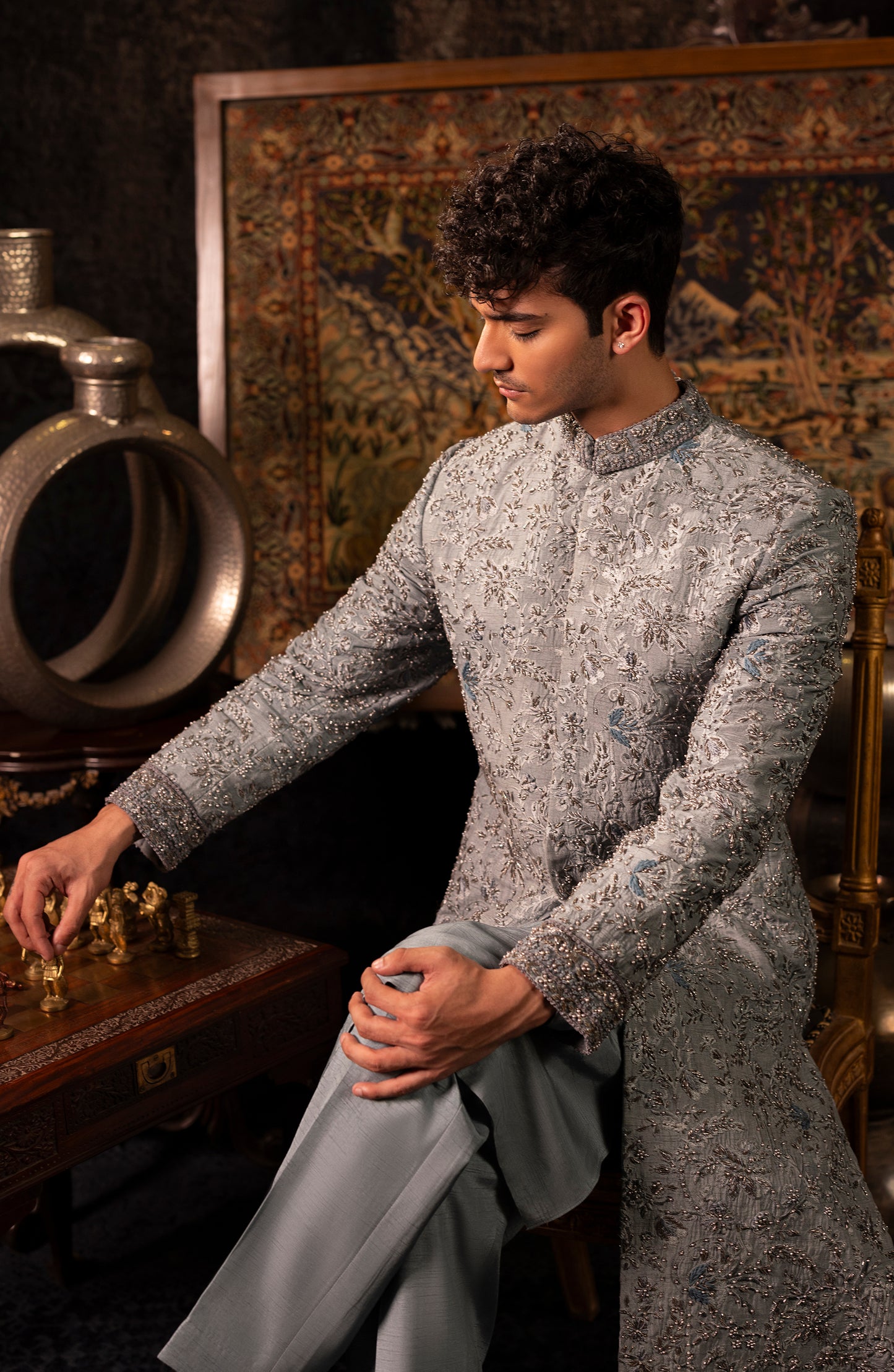 Nawab-e-Zar – Frosted Grey Sherwani