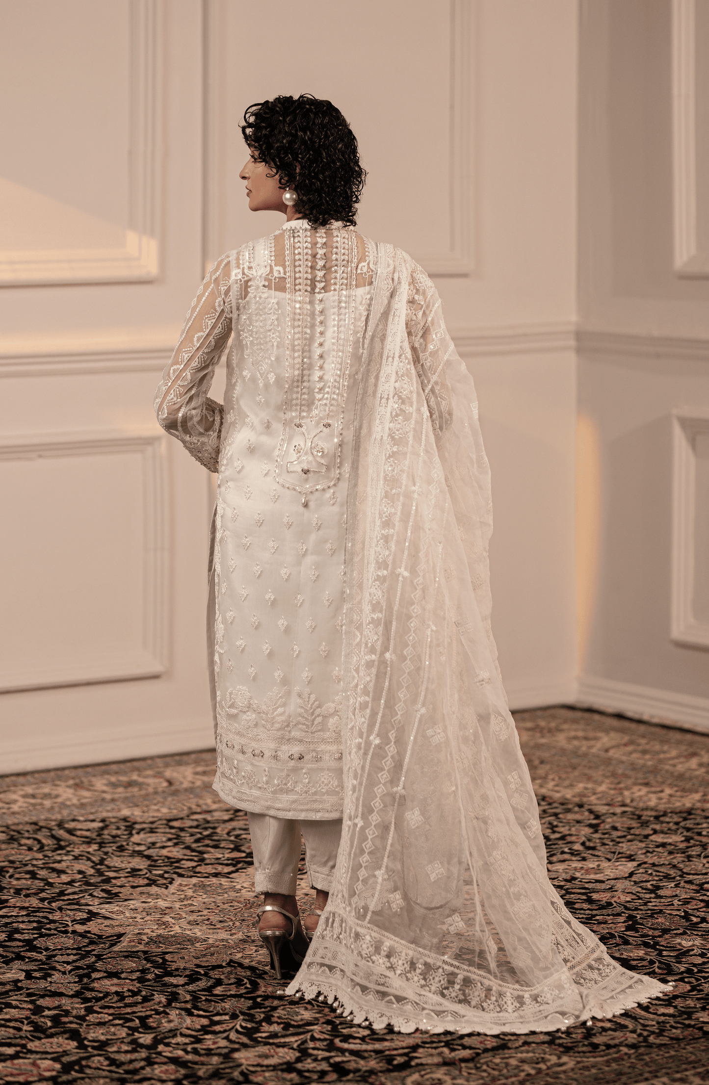 High-end Pakistani women's fashion online