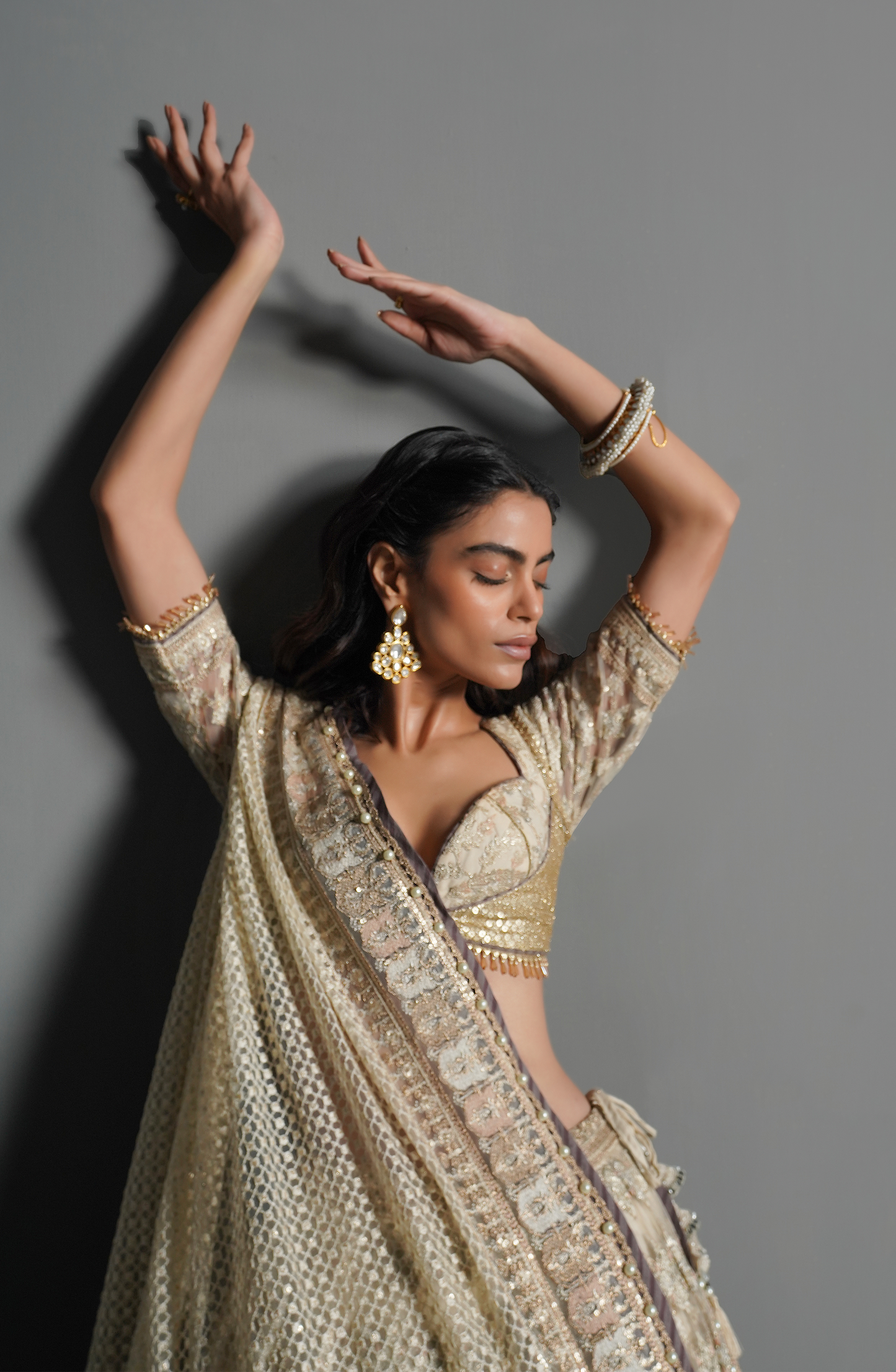 Lehenga choli online USA-Flowing skirt flare of Crème Orchid lehenga choli outfit.