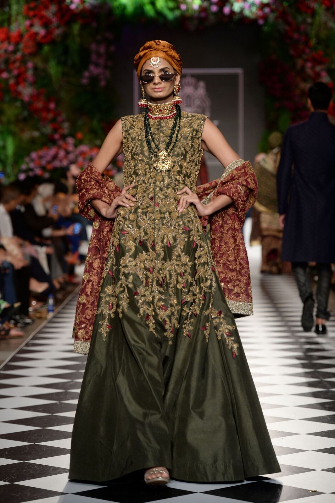 HSY FOR TAPULICIOUS FPW 2014 | Luxury Party Wear Dresses Online in USA