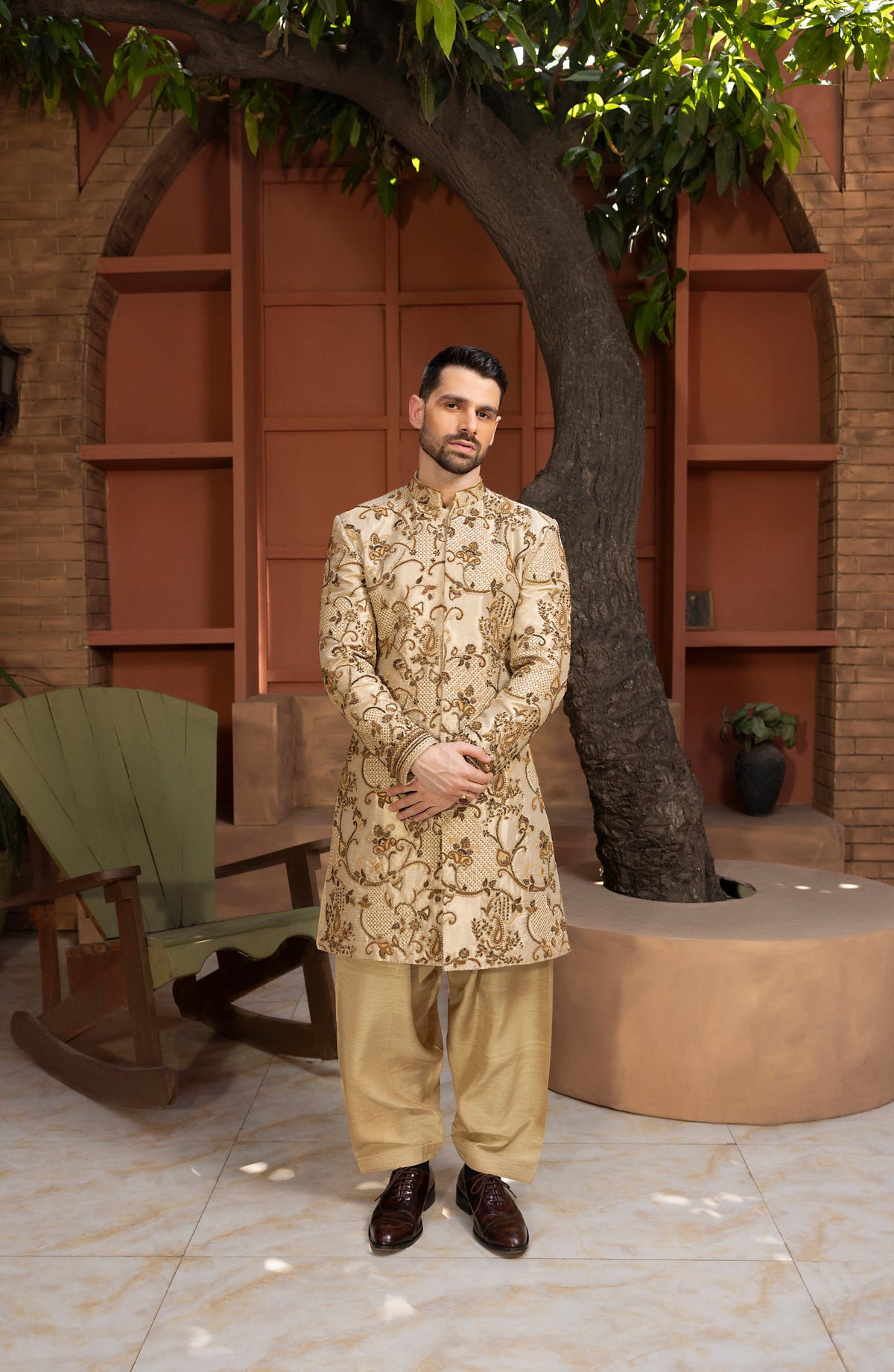 Sherwani with intricate threadwork