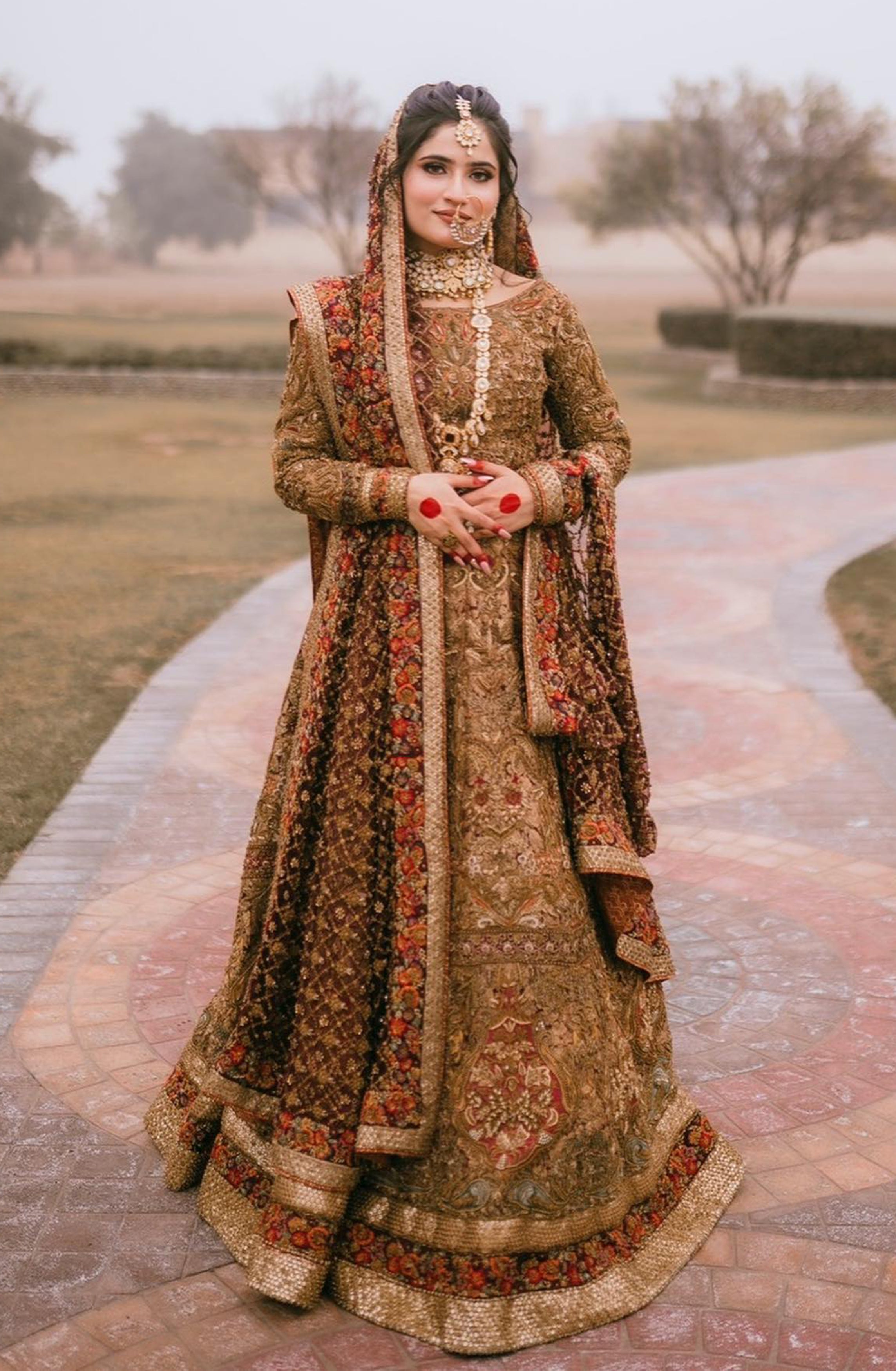 WEDDING RANI PINK BRIDAL GOWN WITH GOLDEN EMBROIDERY -