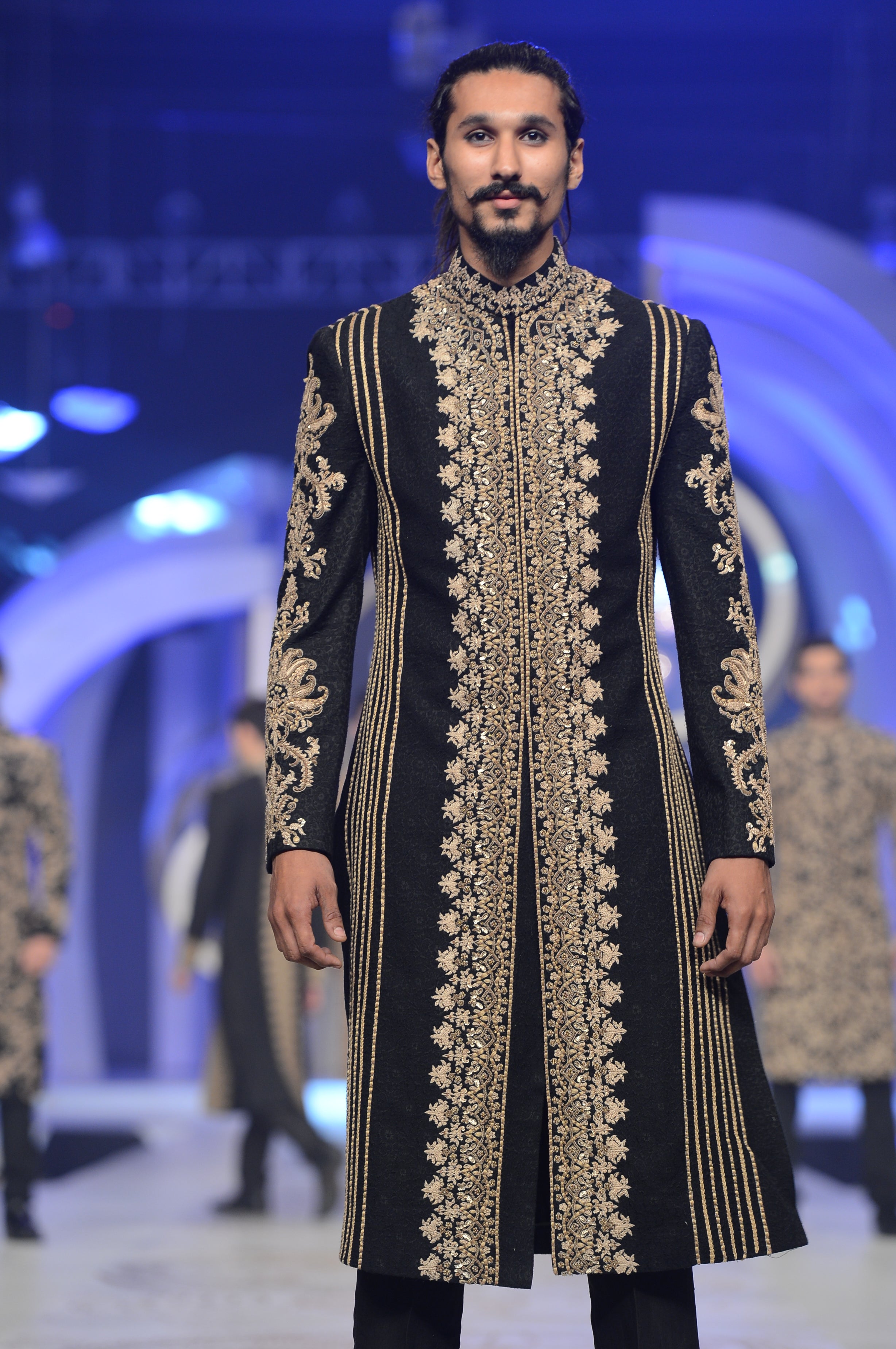 HSY sherwani