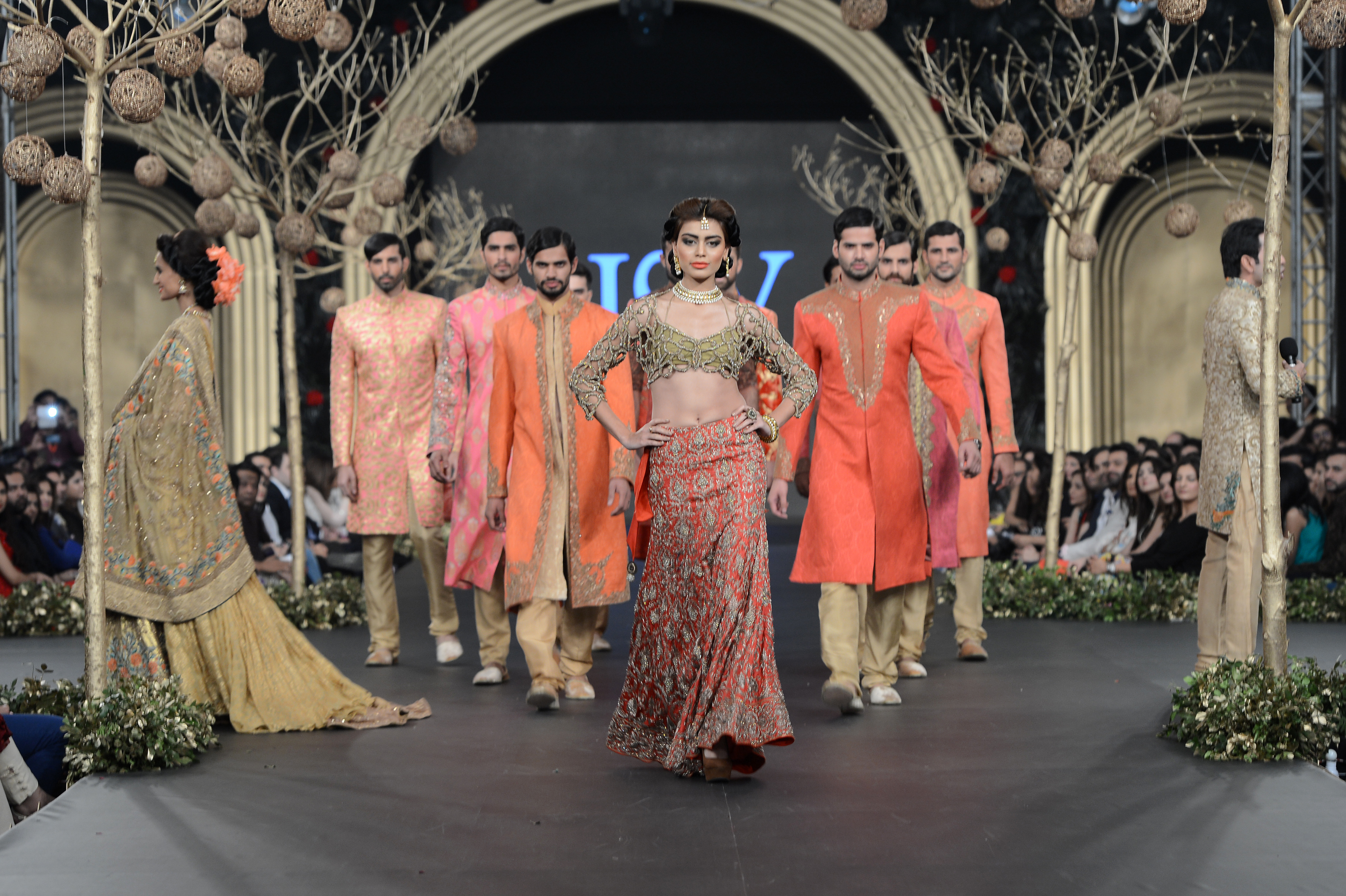 HSY Luxury wedding formals in Pakistan