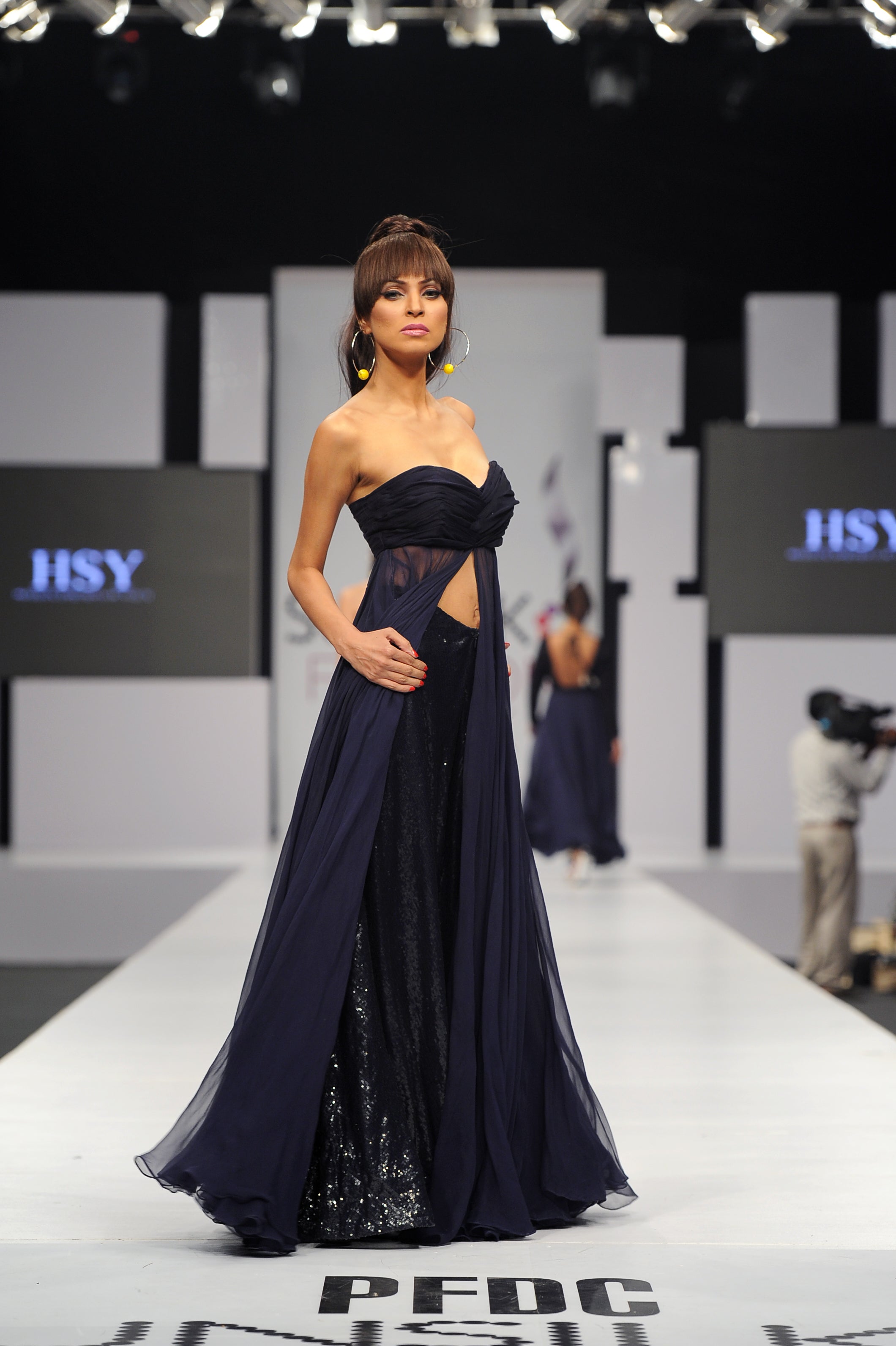 HSY Luxury party women wear from Pakistan in USA