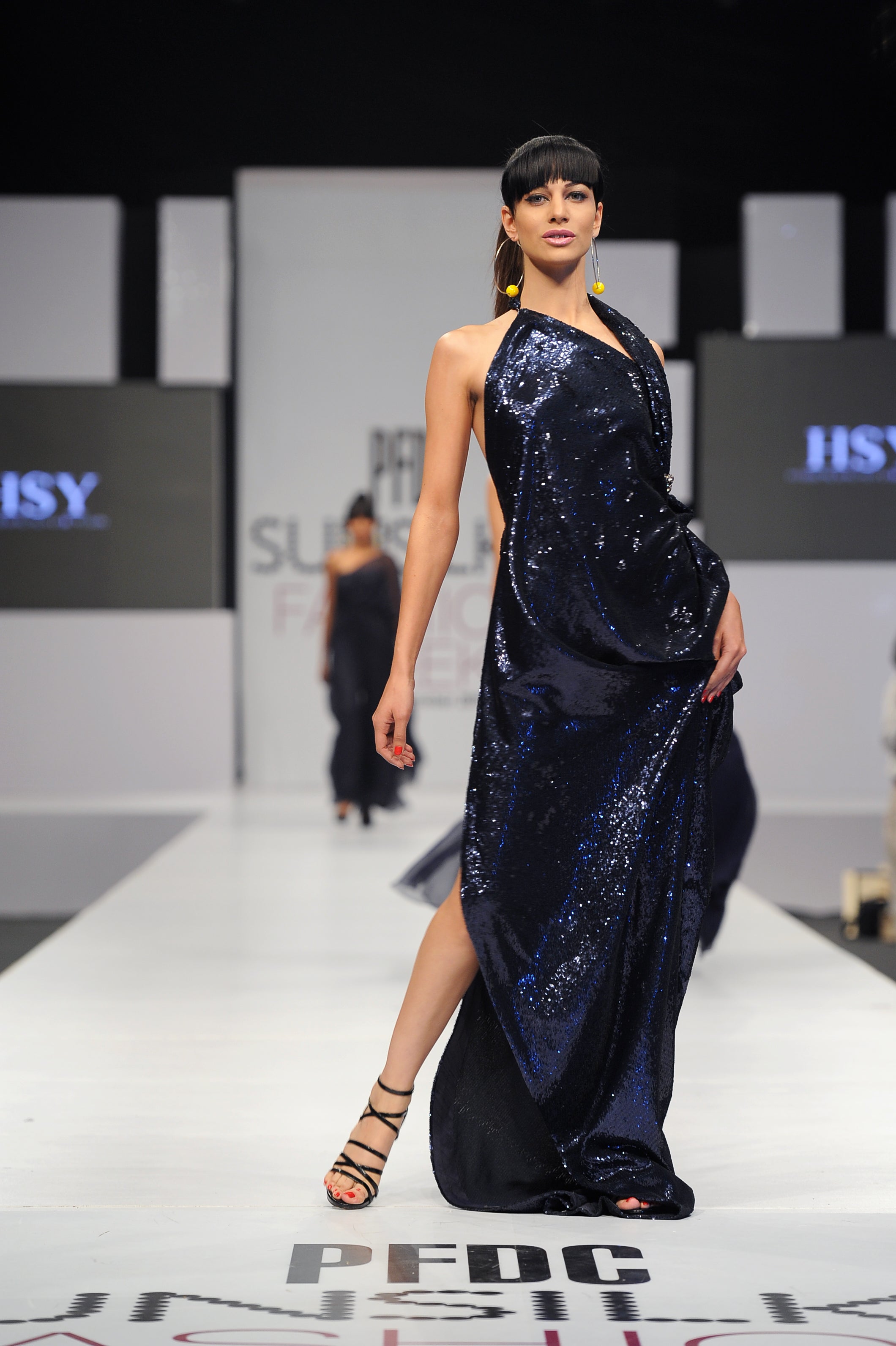 HSY Luxury Party women wear from Pakistan in USA