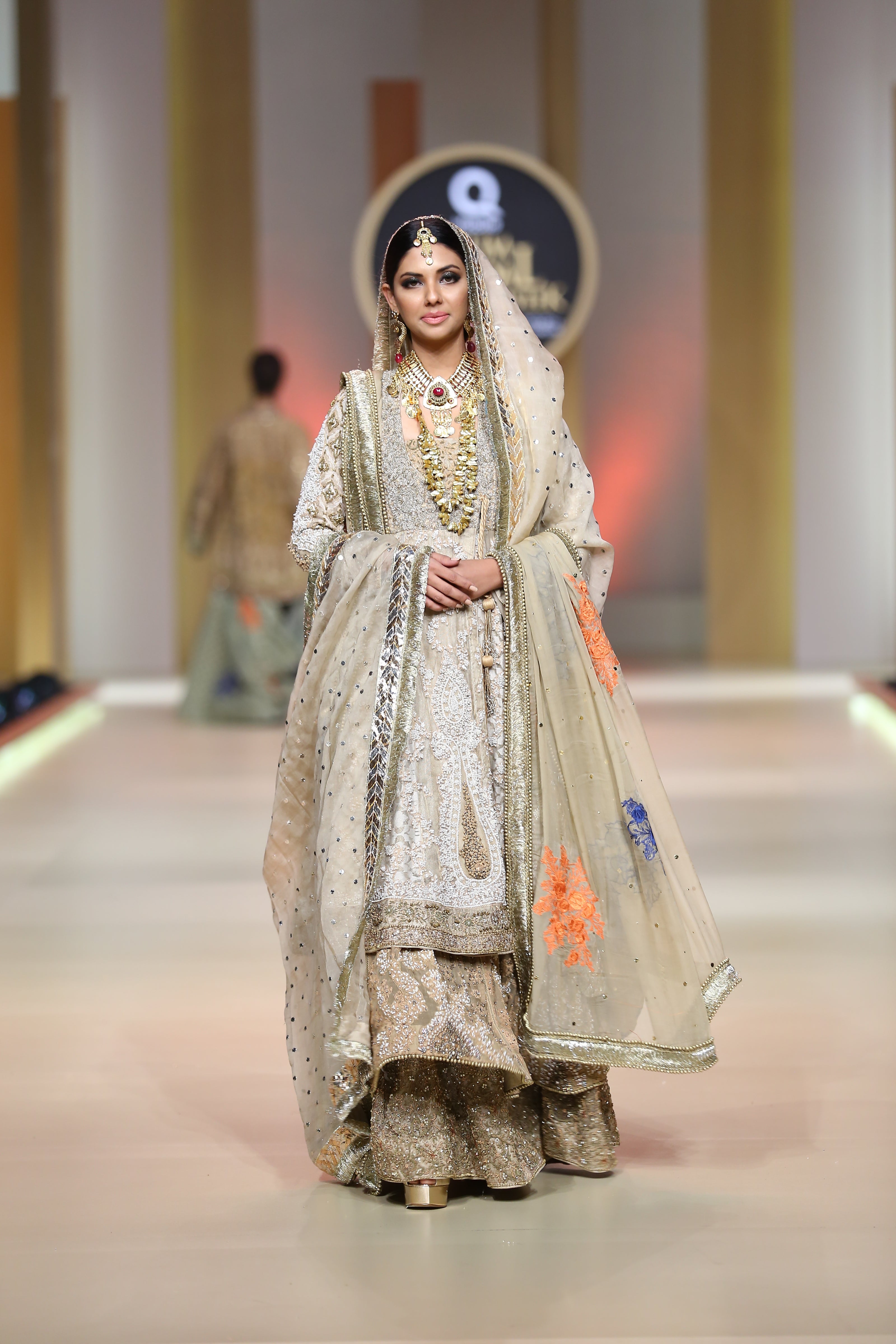 HSY Luxury wedding dresses in USA