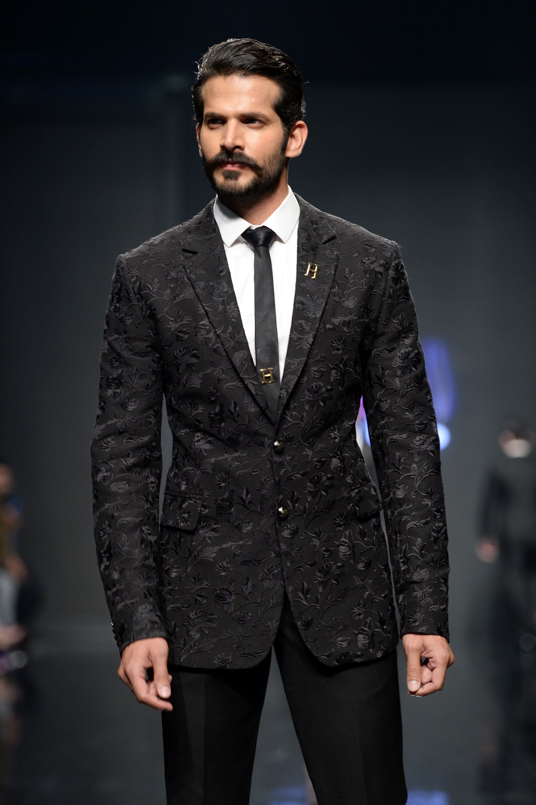 HSY Luxury Formal wear dresses for Men