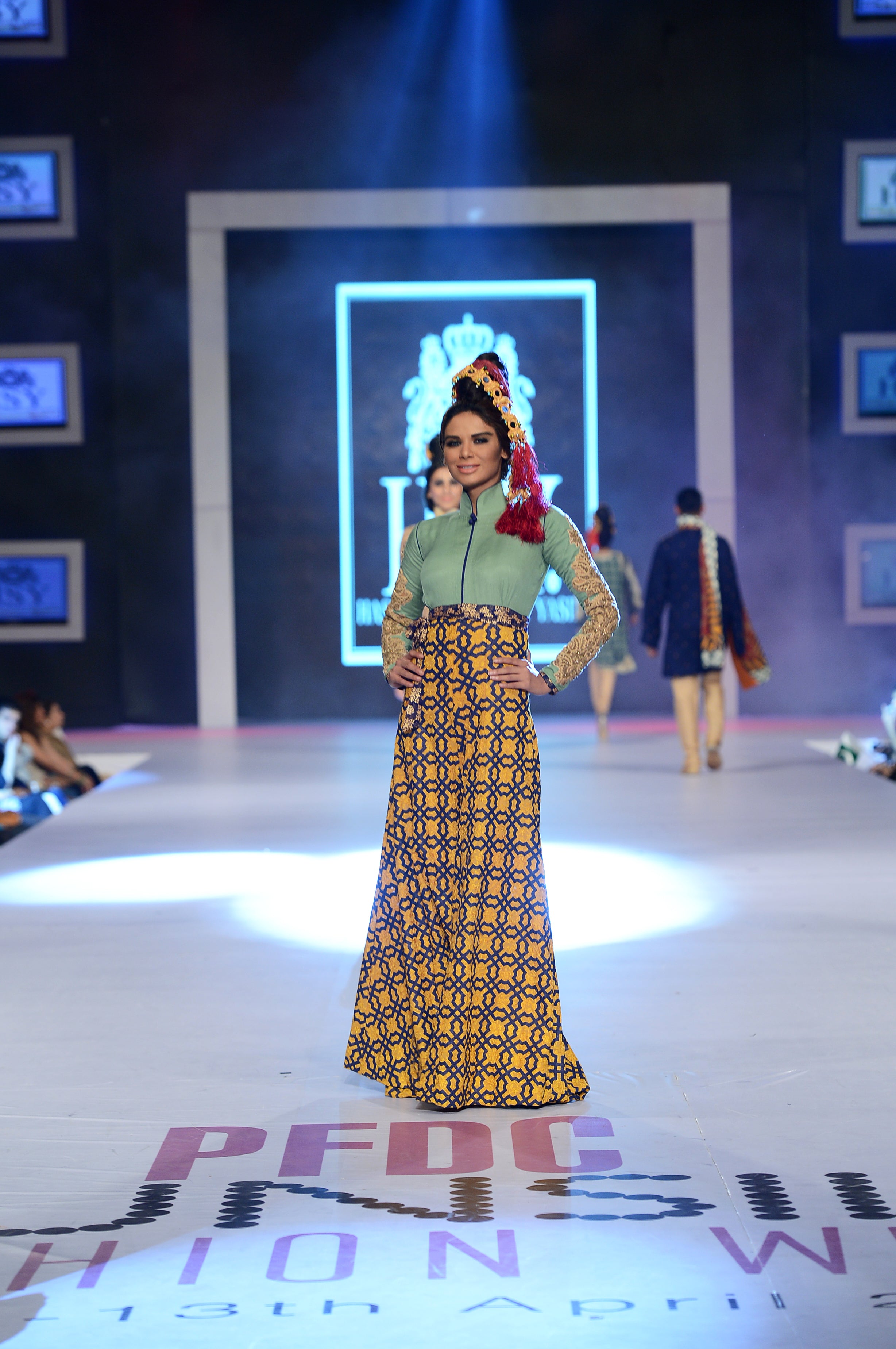 HSY Luxury Party wear by Pakistani designer